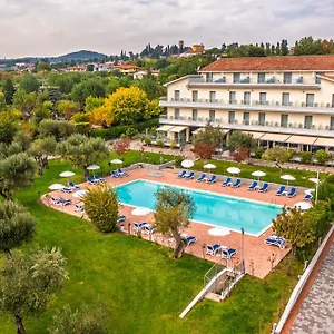 Paradiso Hotel