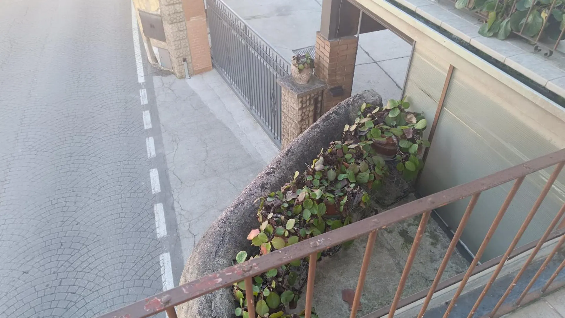 Apartment Appartamento In Piazza Moniga del Garda Italy